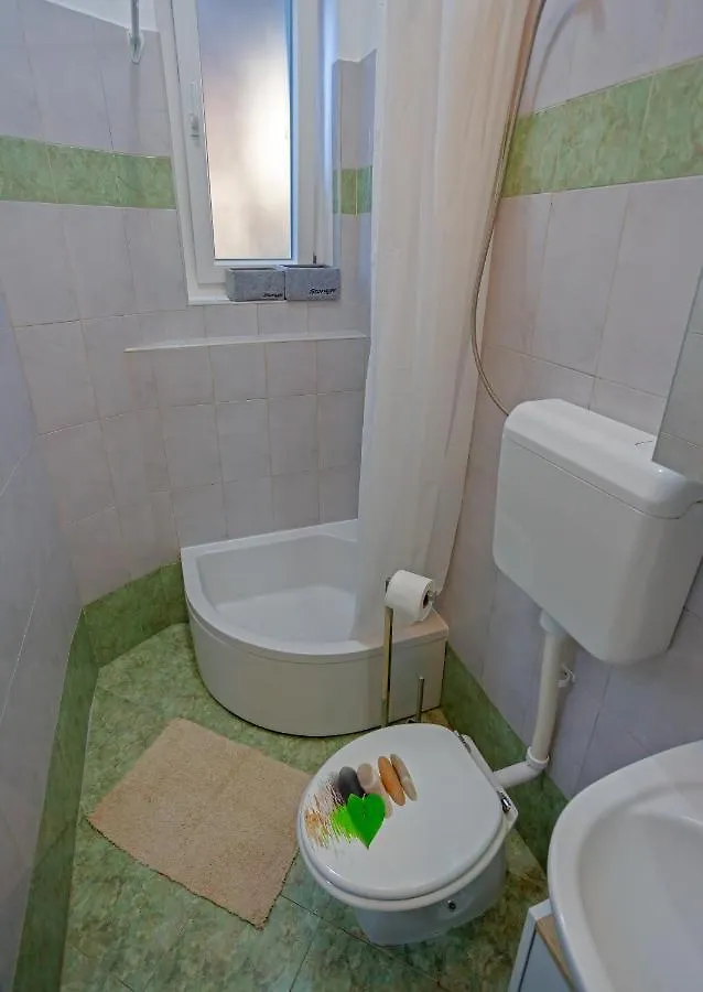 Rich Apartment Pola